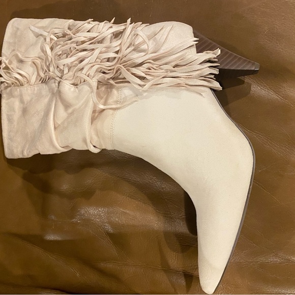 Brand New Fall Trendy Booties! - Picture 3 of 3